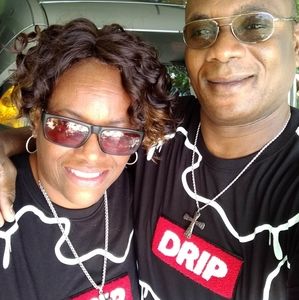 Meet your Posher, Gloria